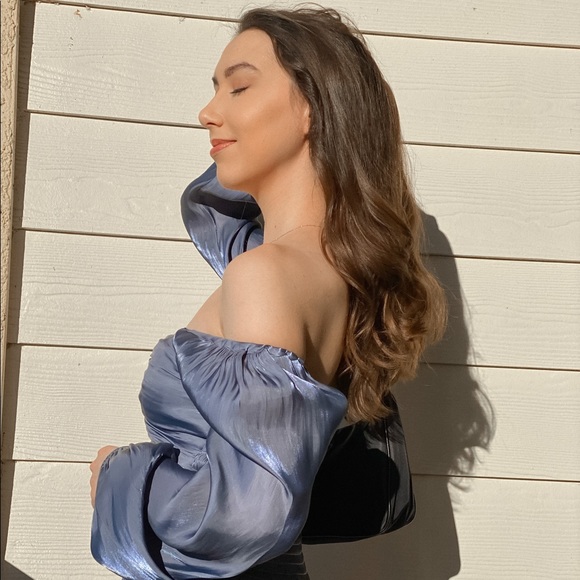 Meet your Posher, Mary 💖🌸⚡️ - Picture 2 of 4